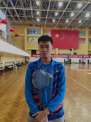 说明: D:\办公电脑\运动队训练\高水平对\2020\队员照片\王绎程.jpg