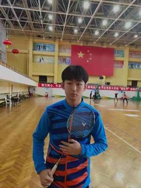 说明: D:\办公电脑\运动队训练\高水平对\2020\队员照片\于加乐.jpg